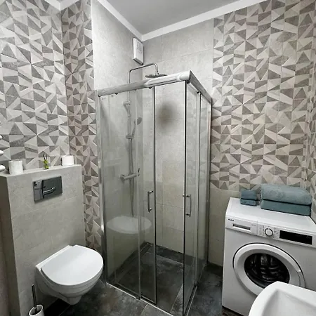 Apartament Blisko Dworca Warszawa Zachodnia, Miejsce Parkingowe W Cenie Exterior photo